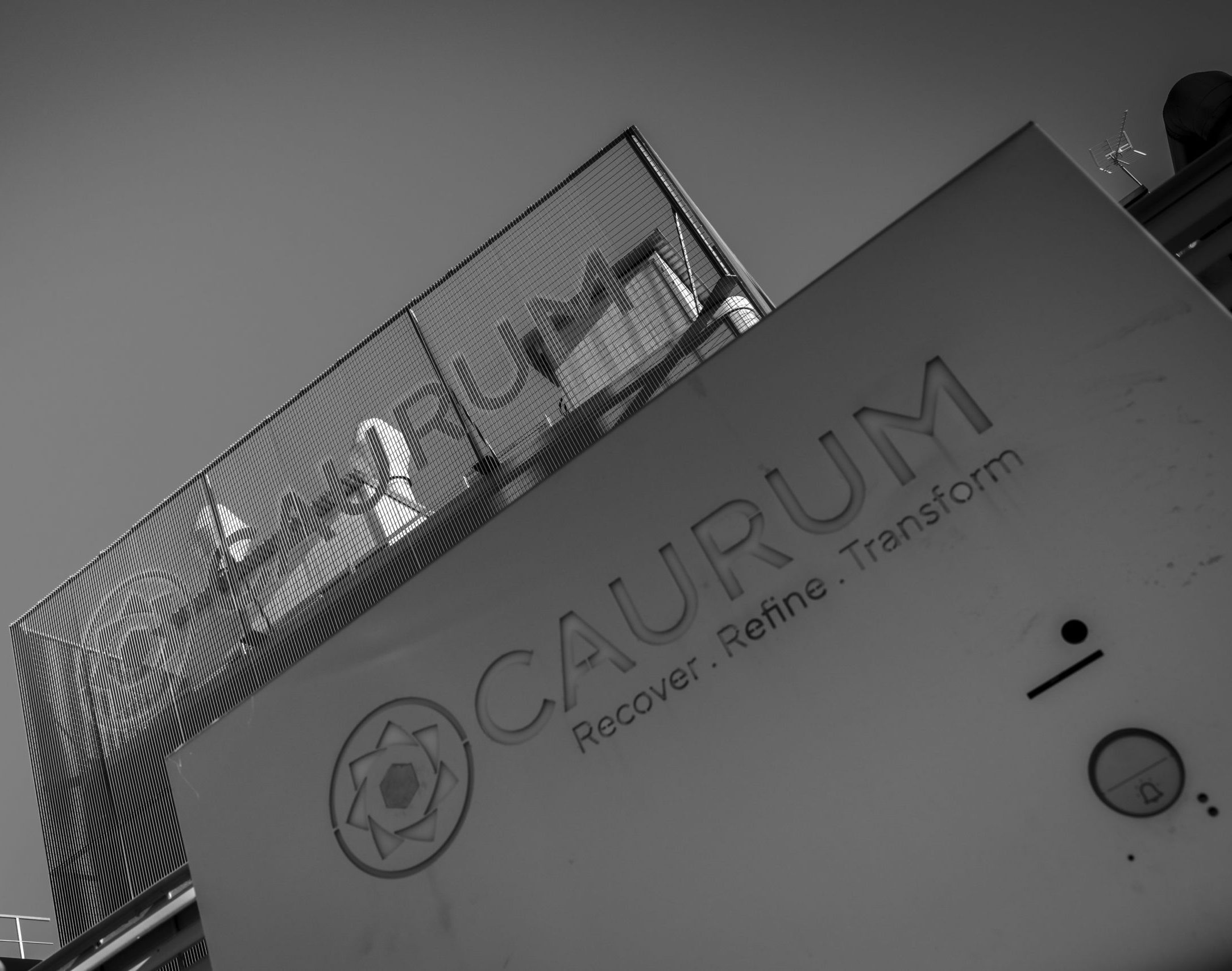 Contact Caurum